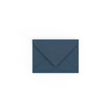 Marineblauer Umschlag 82x113 mm (C7)