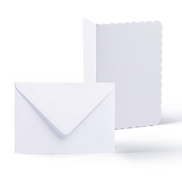 White Scalloped Cards & Envelopes Pack White 114x162 mm + 105x148 mm